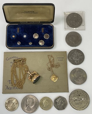 Lot 600 - A Victorian hallmarked 9ct gold mounted...