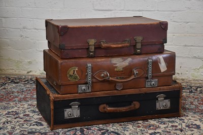 Lot 1305 - Three vintage suitcases including a Hegaro...