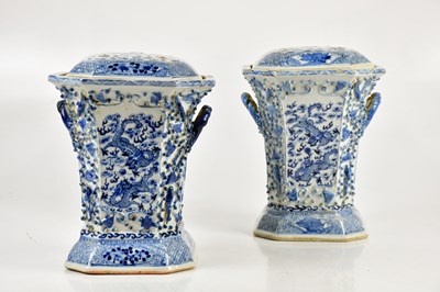 Lot 1000 - A near pair of Chinese blue and white export...