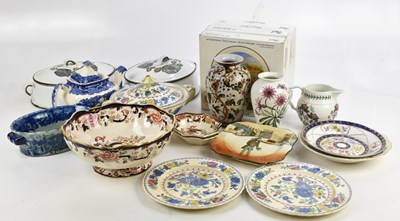 Lot 496 - A collection of sundry ceramics including...