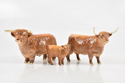 Lot 480 - BESWICK; a group of three Highland cattle...