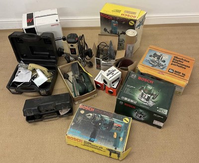 Lot 117 - A quantity of electric tools, including...