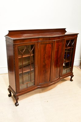 Lot 152 - An early 20th century mahogany display cabinet,...