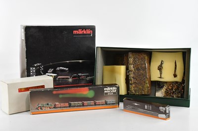 Lot 1020 - MARKLIN; a Mini-Club 81560 N gauge train set,...