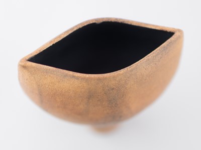 Lot 430 - JOHN STRUTHERS; a stoneware spade vase covered...