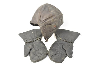 Lot 419 - A pair of vintage 1920s motorcycling leather...