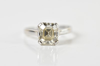 Lot 1270 - A white metal diamond solitaire ring with the...