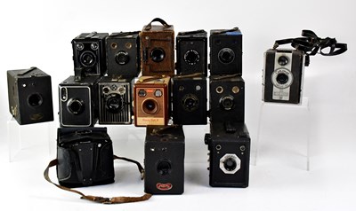 Lot 406 - A collection of vintage box cameras to include...