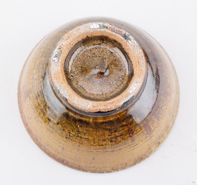 Lot 386 - JIM MALONE (born 1946); a stoneware Korean pot...