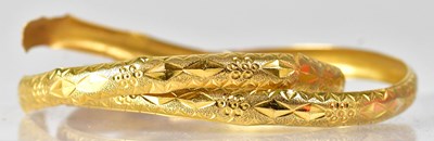 Lot 922A - A pair of 22ct yellow gold bangles (af),...