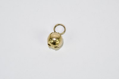Lot 1353 - A 9ct yellow gold Masonic orb pendant, approx....