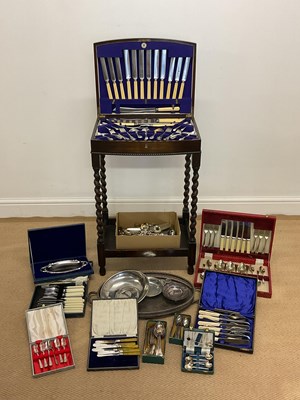 Lot 435 - A quantity of silver plated flatware and other...