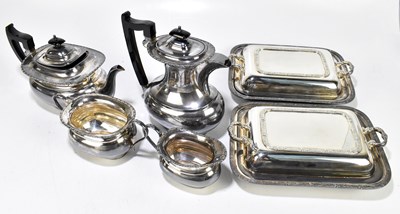 Lot 1060 - A small group of electroplated items
