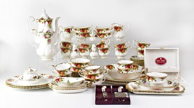 Lot 253 - ROYAL ALBERT; a large quantity of 'Old Country...