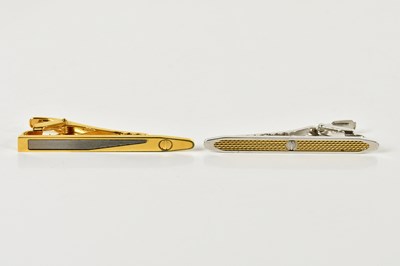 Lot 1232 - DUNHILL; a boxed gold plated tie clip and a...