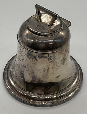 Lot 468 - A George IV hallmarked silver inkwell in the...