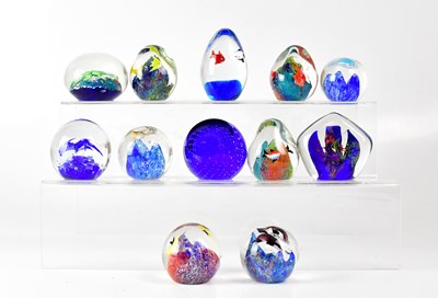 Lot 250 - A collection of marine themed glass...