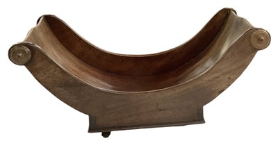 Lot 357 - A 19th century mahogany cheese dish of sleigh...