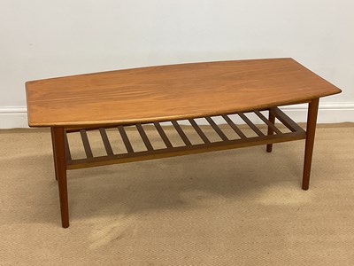 Lot 833 - A mid 20th century teak coffee table with...