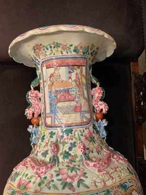 Lot 1000 - A large 19th century Chinese Canton Famille...