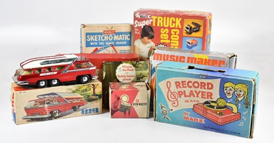 Lot 141 - A collection of vintage toys including Merit...