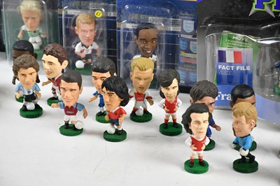 Lot 142 - An extensive collection of Corinthian figures...