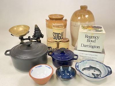 Lot 203 - A quantity of kitchenalia items, including...