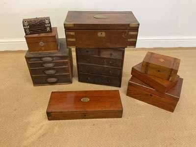 Lot 28 - A quantity of assorted boxes, to include...