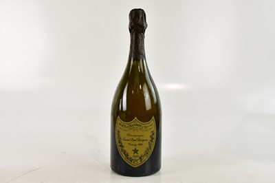 Lot 759 - CHAMPAGNE; a single bottle of Moet & Chandon...