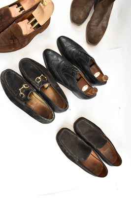 Lot 464 - Seven pairs of men's shoes, loafers, Chelsea...