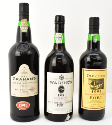 Lot 187 - PORT; three bottles comprising W & J Graham's...