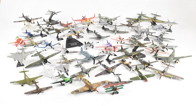 Lot 82 - A collection of die-cast and model planes.