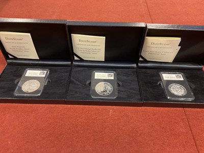 Lot 1015 - Three cased silver £5 coins, comprising 'UK...