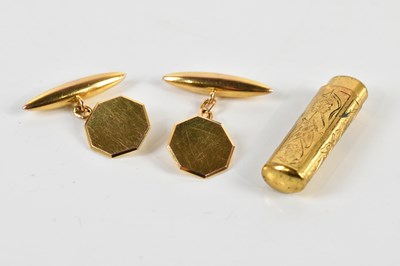 Lot 1221 - A pair of 9ct yellow gold cufflinks, combined...