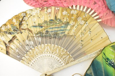 Lot 615 - Twelve vintage and antique fans of various...
