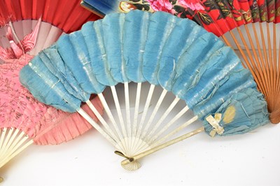 Lot 615 - Twelve vintage and antique fans of various...
