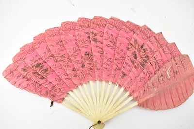 Lot 615 - Twelve vintage and antique fans of various...
