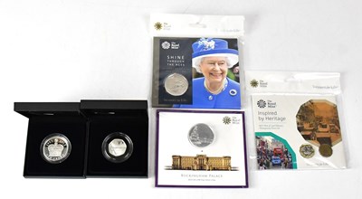 Lot 998 - THE ROYAL MINT; five packaged coins comprising...