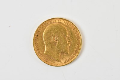 Lot 687 - A Edward VII full sovereign, 1907.