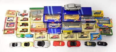 Lot 271 - A quantity of boxed and loose scale model...