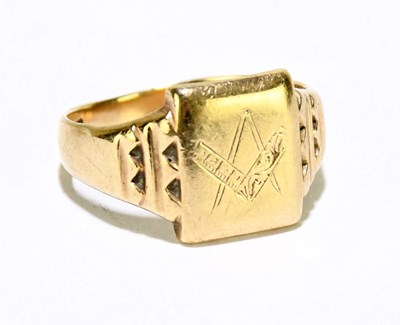Lot 1190 - A gentleman's 9ct gold Masonic signet ring,...