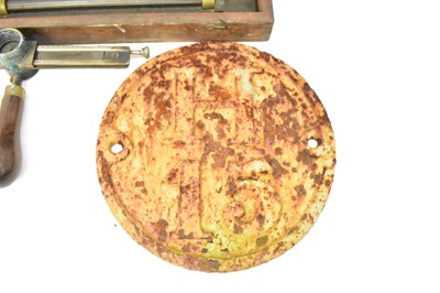 Lot 537 - Mixed collectibles including a miner's lamp, a...