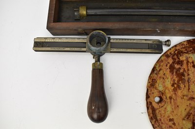 Lot 537 - Mixed collectibles including a miner's lamp, a...