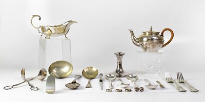 Lot 893 - A group of silver plated items, to include a...