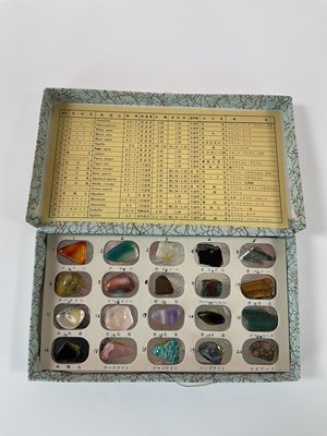 Lot 50 - A jewel specimen set containing twenty...