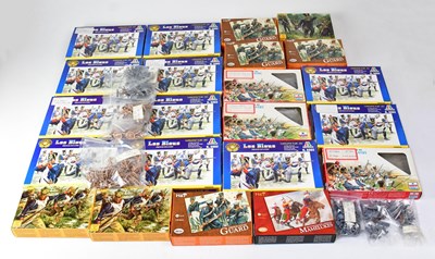 Lot 462 - Thirty-five boxed model soldiers, including...