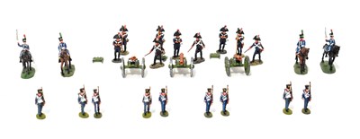 Lot 470 - A quantity of toy soldier models contained...