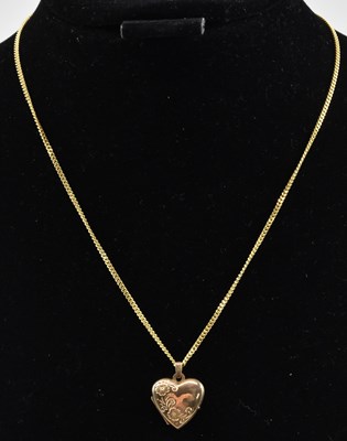 Lot 878 - A 9ct yellow gold fine link necklace, length...