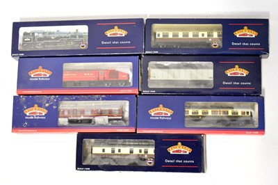 Lot 511 - BACHMANN; seven model railway coaches,...