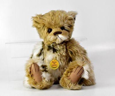 Lot 395 - CHARLIE BEARS; an 'Artemis' teddy bear, No....